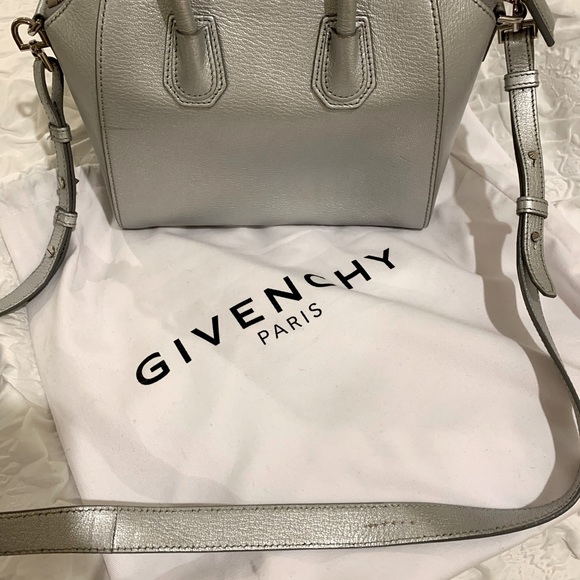 Givenchy Antigona Mini Bag - Picture 8 of 9